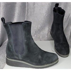 Cole Haan x NikeAir Waterproof Suede Wedge Chelsea Boots Women's Size 6.5 Black